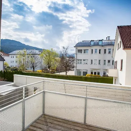 Tyrol Super Deluxe Studio Apartment